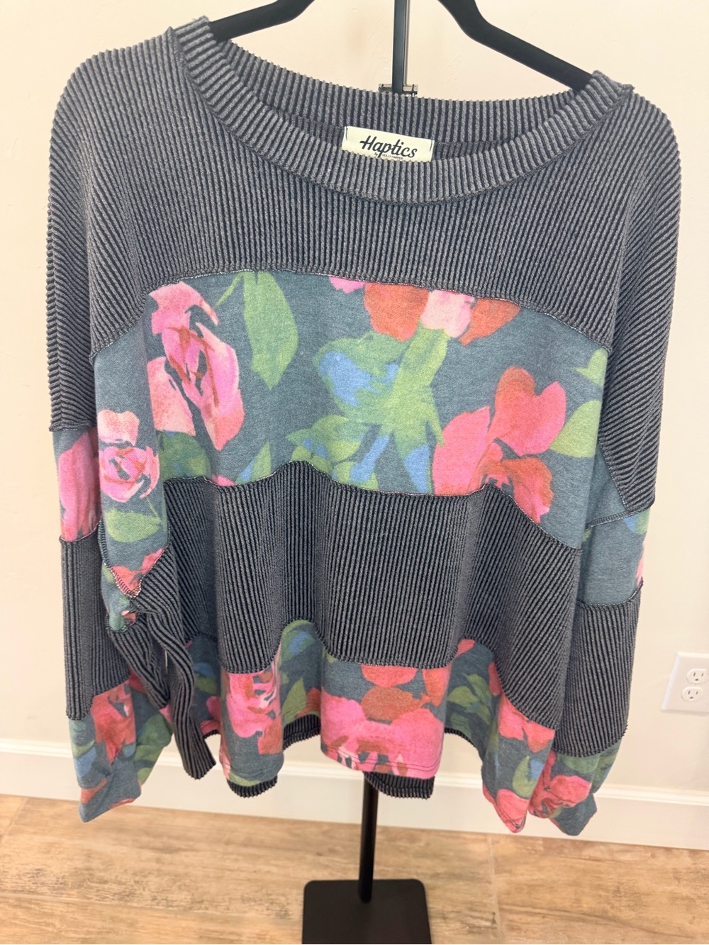 Haptics by Holly Harper Mixed Media Floral Ribbed Top – 1X | NWOT Boutique